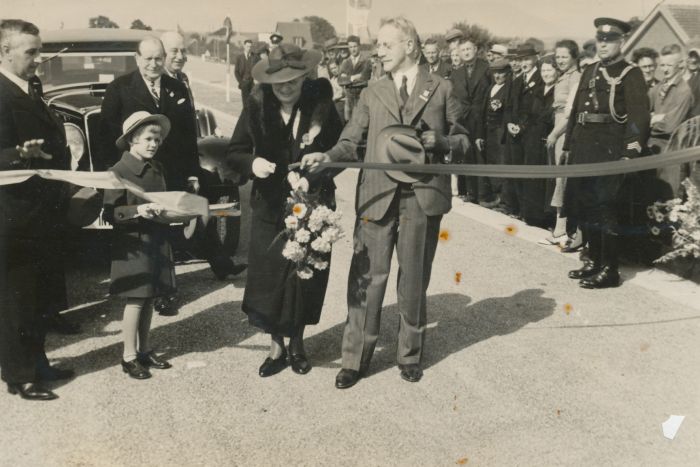 Tijdlijn 18 Opening Rijksweg 4